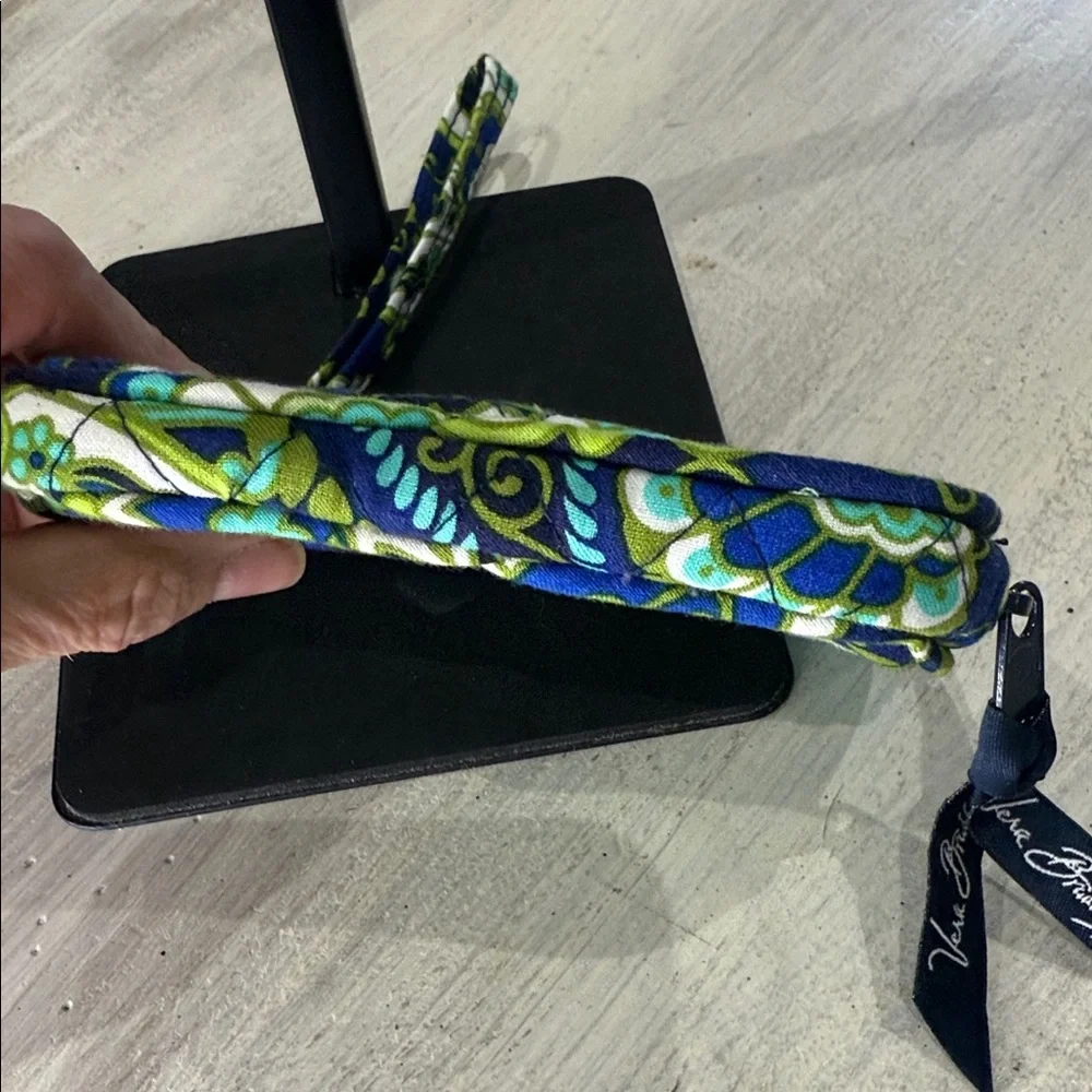 Vera Bradley chic wristlet